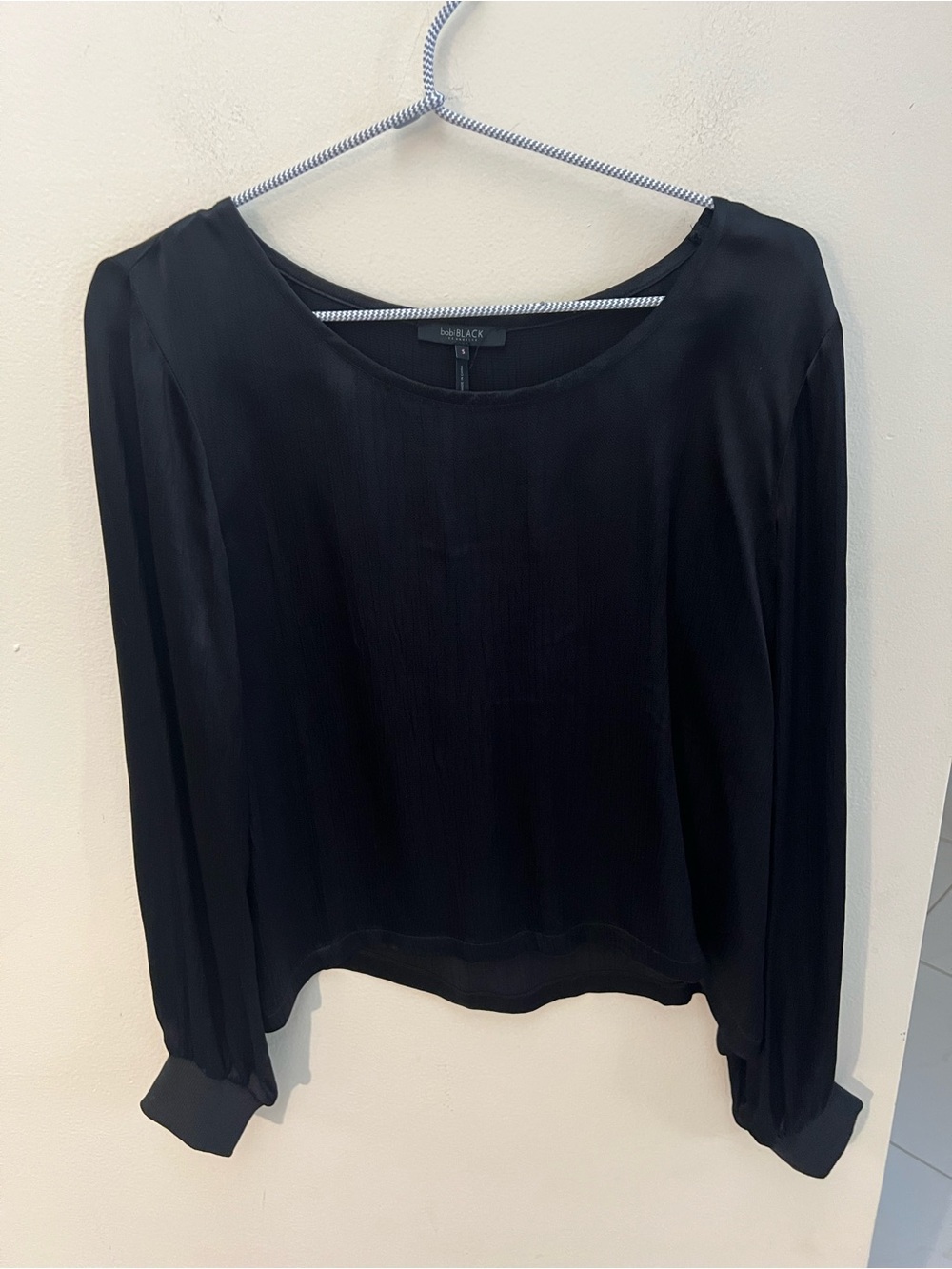 Bobbi Los Angeles Black scoop neck long sleeve elegant top nwt shirt Small